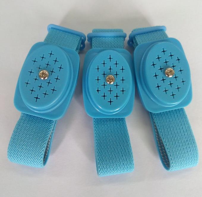 Cordless wrist strap