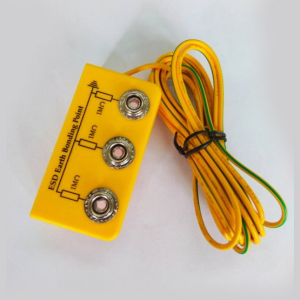 Anti-static grounding socket