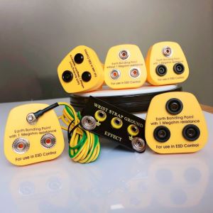 European standard grounding socket