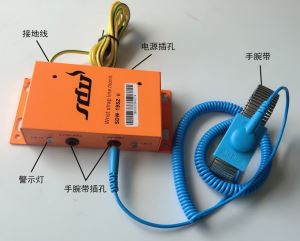 Single loop wrist strap monitor (automatic switch)